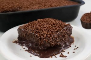 Bolo de Brigadeiro Super Recheado