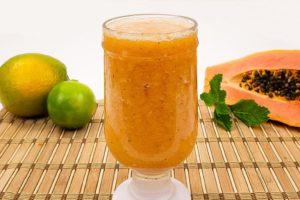 Suco detox desintoxicante, limpa o seu organismo e ajuda a emagrecer